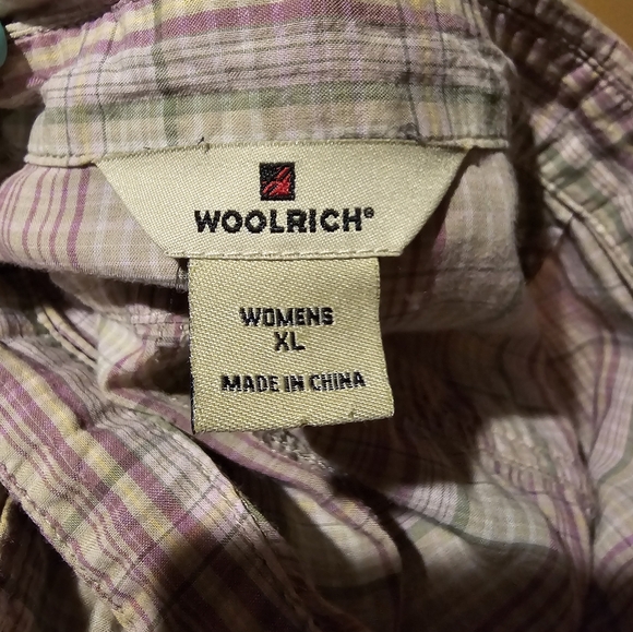 WOOLRICH Lightweight Size XL Top Button Down - Picture 4 of 6